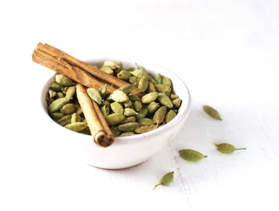 Cardamon and Cinnamon ingredient photography by Stephen Conroy Food Photographer